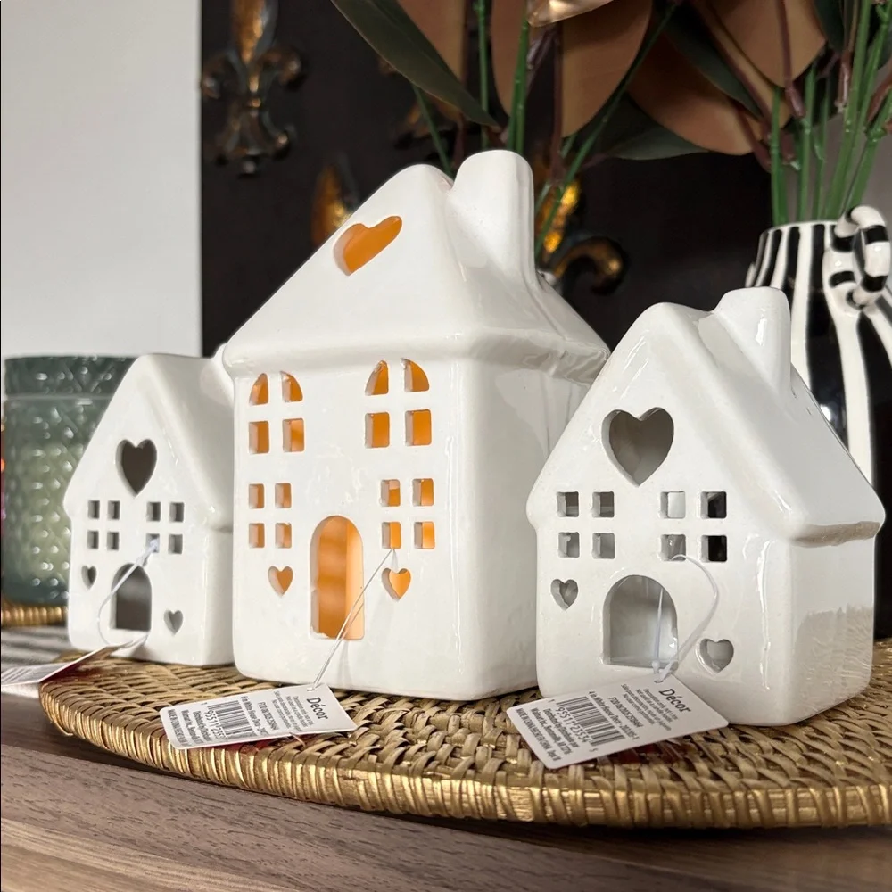 🆕Bundle Of 3 Ceramic Candleholder Houses - Picture 3 of 5